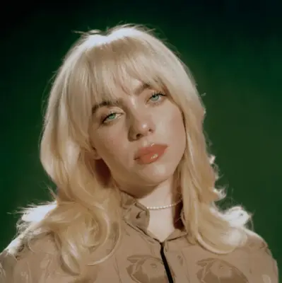 White Blonde Hair on Jasmine Sanders