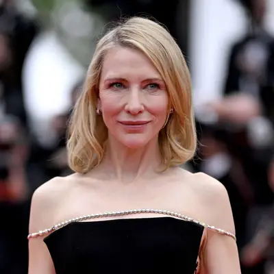 Cate Blanchett blonde layered lob bob hair