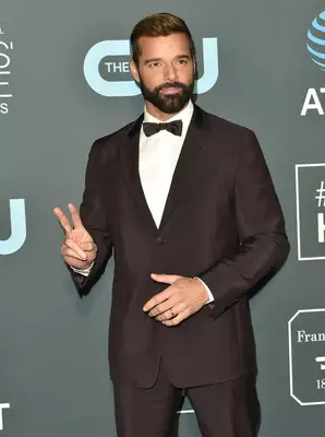 Ricky Martin with a full box beard and mustache at the 2019 Critics