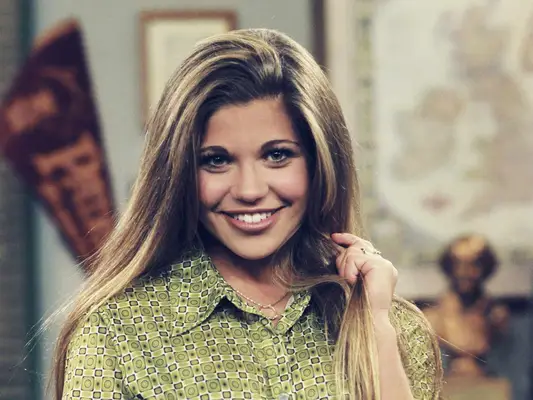 Tendensen 'Topanga Hair' vil gøre dig til en sitcom -stjerne fra 90'erne i sommer