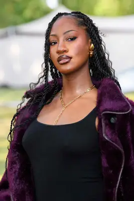 Tems with Havana twists and curls