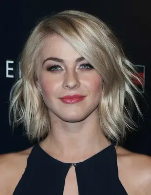 Julianne Hough with a choppy blonde shag at the 2013 Tommy Hilfiger Los Angeles Flagship Opening 