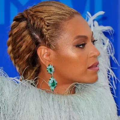 NEW YORK, NY - AUGUST 28: Singer Beyonce arrives at the 2016 MTV Video Music Awards at Madison Square Garden on August 28, 2016 in New York City. (Photo by Allen Berezovsky/WireImage)