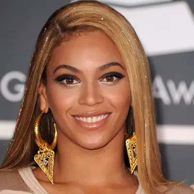LOS ANGELES, CA - JANUARY 31: Beyonce arrives at the 52nd Annual GRAMMY Awards held at Staples Center on January 31, 2010 in Los Angeles, California. at Staples Center on January 31, 2010 in Los Angeles, California. (Photo by Steve Granitz/WireImage) 