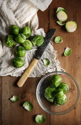 brussels sprouts cut in bowl