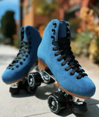 Moonlight Roller Skates in Sapphire