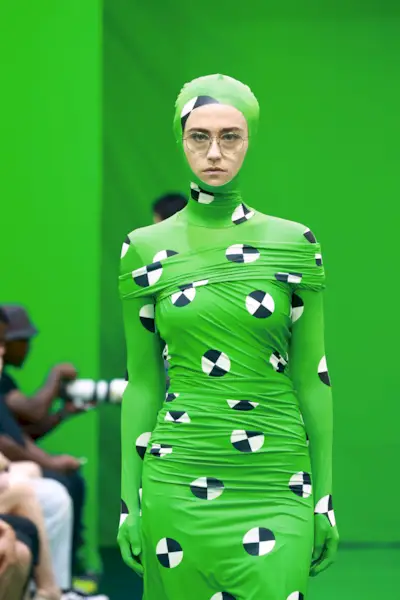 maisie wilen pas startowy wrzesień 2022 tydzień mody w Nowym Jorku pokazy