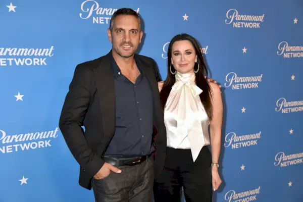 Conozca a Sonika Vaid de 'Buying Beverly Hills': todo sobre su carrera como cantante, su patrimonio neto y su relación