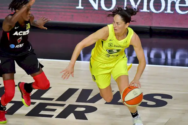 Hvem er Megan Rapinoes fremtidige kone, Sue Bird? Mød den olympiske basketballstjerne og WNBA-mesteren