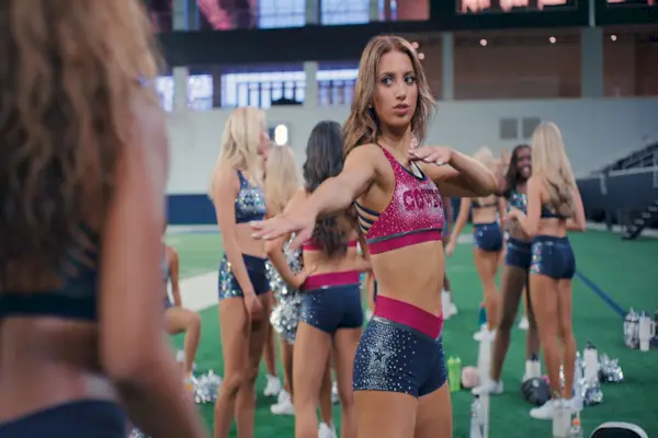 Where Is Dallas Cowboys Cheerleader Kelly Now?