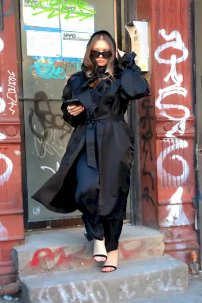 Chi è il fidanzato di Anna Delvey, Chase Sikorski di 'Inventing Anna' nella vita reale? Le fonti indicano un fratello tecnologico