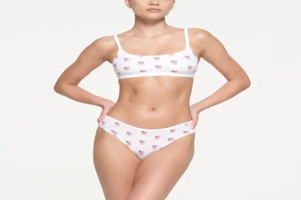 Hodí se pro každého Olympic Scoop Bralette