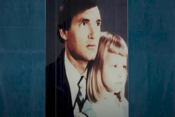 Tutto sui figli di Suzanne Sevakis, Megan Dufresne e Michael Hughes di Girl In The Picture, e sul loro padre