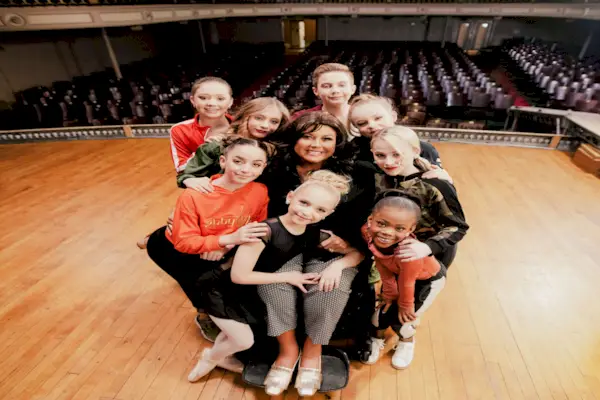 Dance Moms Season 8 Cast