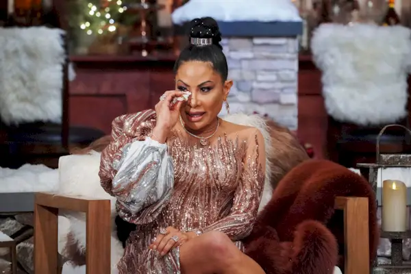 Quelle est la valeur nette de Dorit Kemsley en 2024 ? Voici comment la star de « RHOBH » gagne de l'argent