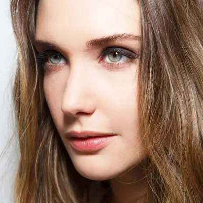 woman with eyeliner and red lipstick