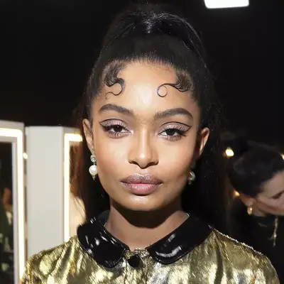 Yara Shahidi with graphic eyeliner and swirled baby hairs at the Gucci Milan Fashion Week Fall/Winter 2020/21 show