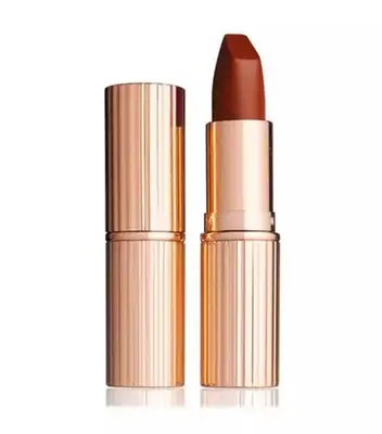 Brown lipstick So 90s