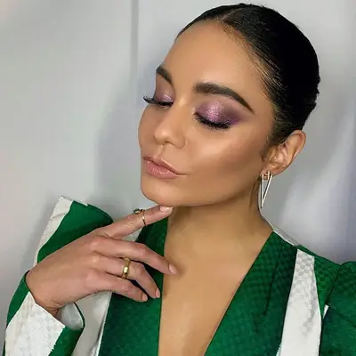 Purple Eyeshadow Glistening Vanessa Hudgens
