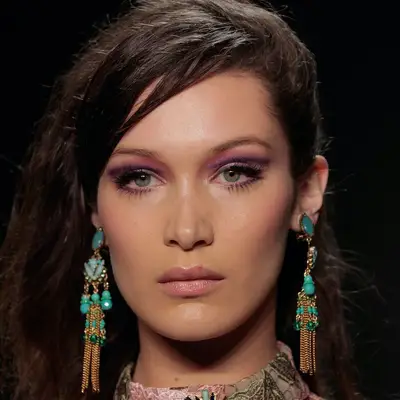 Purple Eyeshadow Abstract Bella Hadid