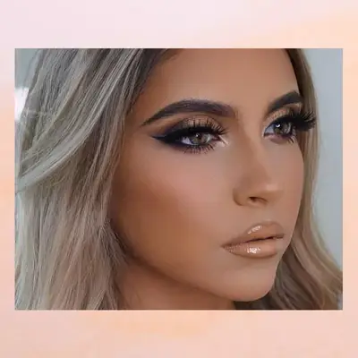 The Batwing liner style