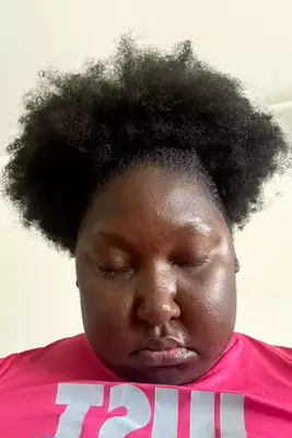 A perosn after applying Benefit Cosmetics They