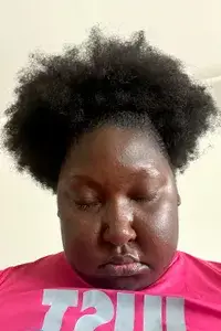 A perosn after applying Benefit Cosmetics They