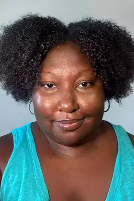 A person before applying Too Faced Better Than Sex Foreplay Mascara Primer