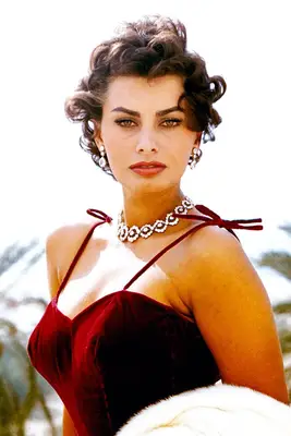 Sophia Loren 60s makeup