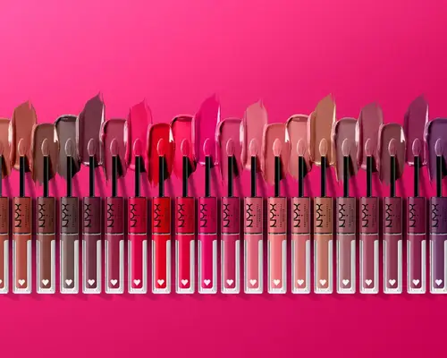 Ta szminka o wartości 12 USD staje się wirusowa na tiktok za bycie odpornym na transfer-przetestowałem to