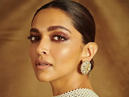 15 fundações que complementam tons de pele indianos e do sul da Ásia