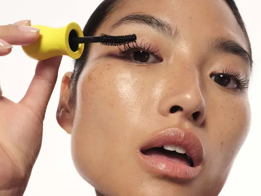 Tilt rend le maquillage accessible et amusant - pour les personnes souffrant de douleur chronique