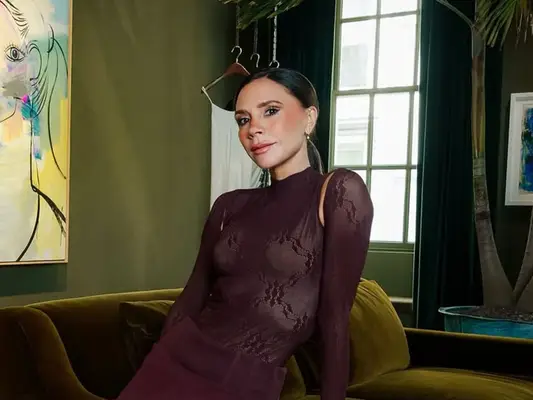 Victoria Beckhams neue Lippensteine ​​stammen direkt aus ihrem privaten Make -up -Vorrat