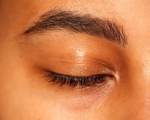 Hva er en LVL -lash -heis? Hvordan denne behandlingen forandret livet mitt