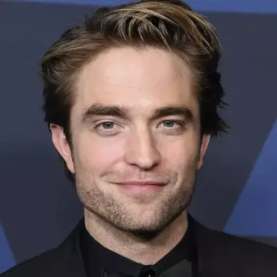 Robert Pattinson
