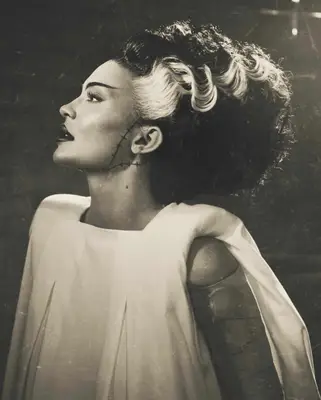 kylie jenner bride of frankenstein halloween 2022