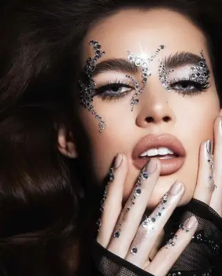 model with crystals and smoky makeup