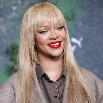 Rihanna perfectly proportioned lip shape