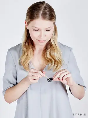 at-home eyebrow tinting