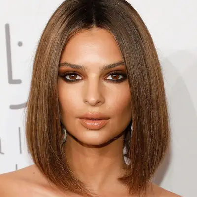 Bold Makeup Looks Smoky Eye Emily Ratajkowski