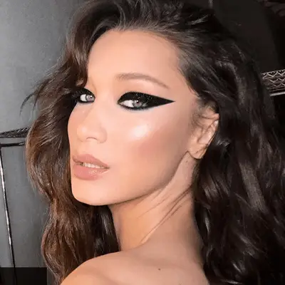bella hadid wearing bold eyeliner look