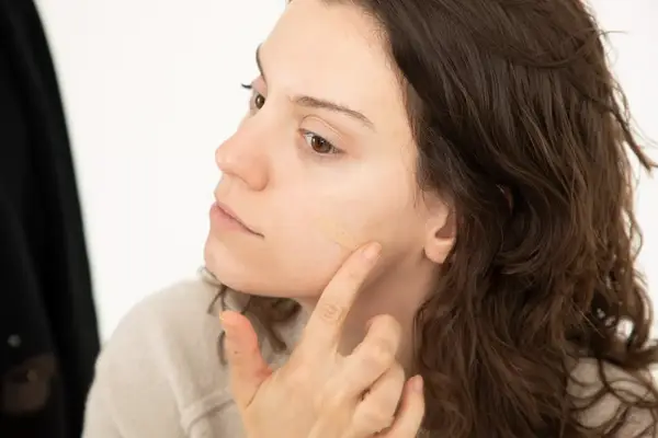 Glossier Perfecting Skin Tint