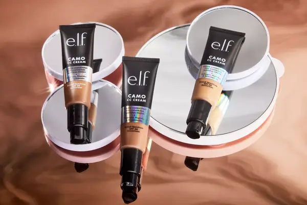 Honest Beauty CCC Clean Corrective with Vitamin C Tinted Moisturizer SPF 30