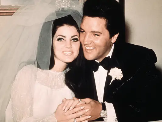 So kreieren Sie den ikonischen Make-up-Look von Priscilla Presley