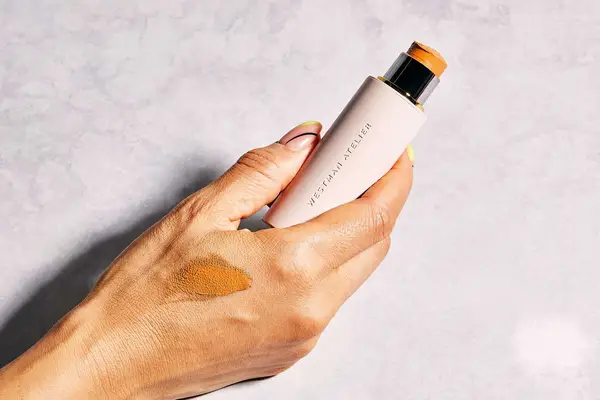 IT Cosmetics CC+ Nude Glow Lightweight Foundation