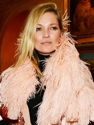 Kate Moss, puffy pink coat, nude makeup
