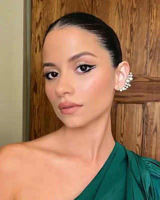 Camila Perezto wearing double winged eyeliner