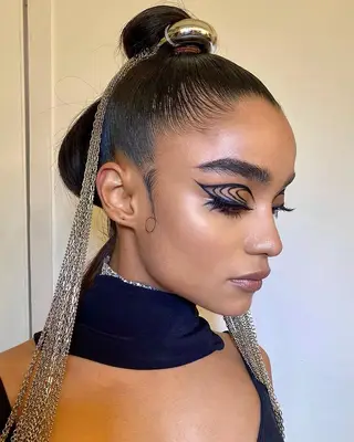 Woman with detailed double eyeliner