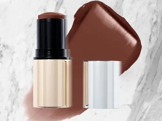 Hailey Bieber's e meu blush multicular favorito-com uma lista de espera de 15.000 pessoas-está finalmente de volta em estoque