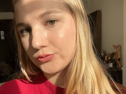 Diese packende Hauttönung bringt mir so viele Komplimente ein, auch wenn ich ausbringe